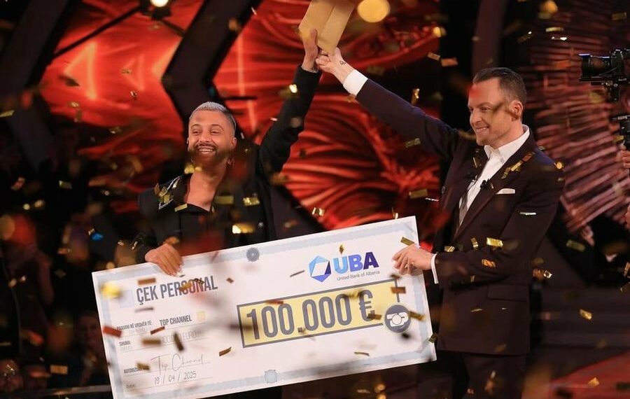 Ledion Liço befason Gjestin me një urim të veçantë për ditëlindjen