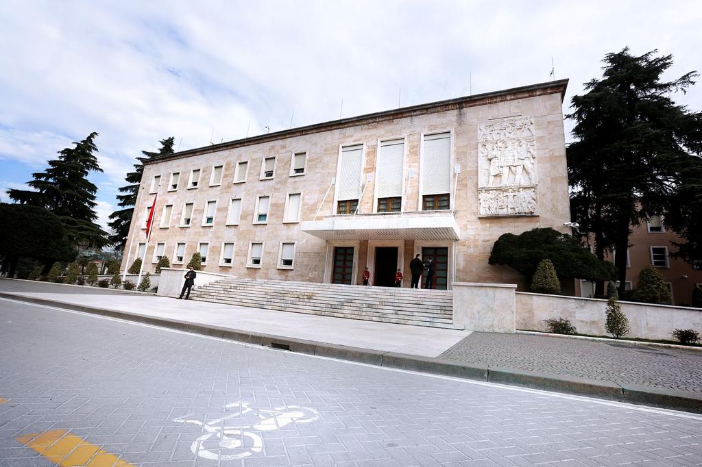 Qeveria vendos të fshijë gjobat e 10 viteve të fundit dy ditë para zgjedhjeve