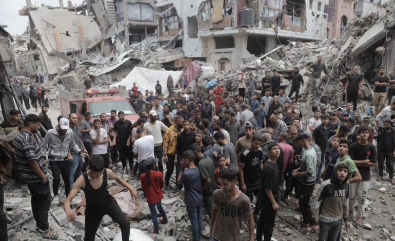 Sulmet ajrore të Izraelit shkaktojnë mbi 80 viktima në Gaza