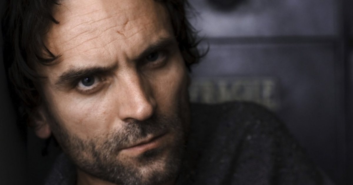 A e mbani mend filmin e famshëm? Marko nga Tropoja vjen në Shqipëri (VIDEO)