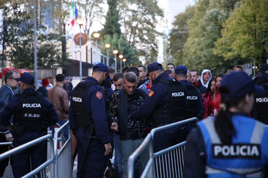 Policia shpall plan masash për ndeshjen Shqipëri-Serbi: Masa të rrepta sigurie dhe kufizime qarkullimi në Tiranë